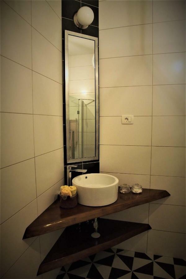 Studio Apartman Baronessa Adriana Rijeka Exterior foto